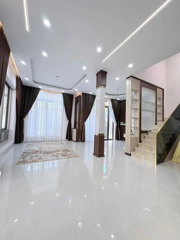 Bán nhà lầu tân cổ điển 100m² gần Văn Miếu Trấn Biên, Biên Hòa - Ảnh thu nhỏ 3