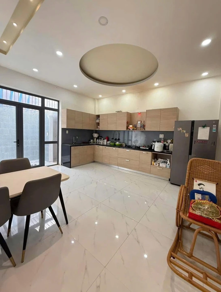 Bán nhà 3 tầng 100m² Mỹ Gia Nha Trang 7 tỷ - Ảnh 1