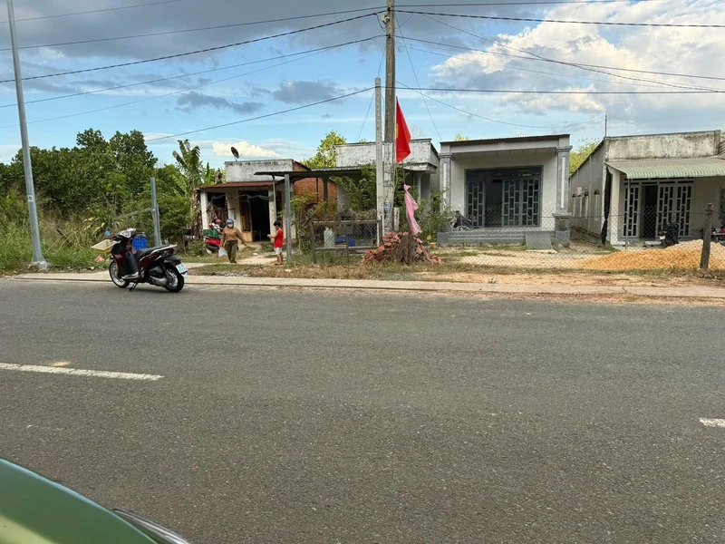 Bán đất mặt tiền đường Ngô Tất Tố 5x50m giá 850 triệu tại Chơn Thành