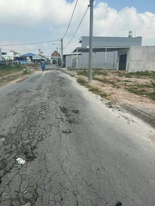 Bán đất thổ cư 6x20m sổ riêng giá hơn 1 tỷ tại Lộc An, Long Thành, Đồng Nai