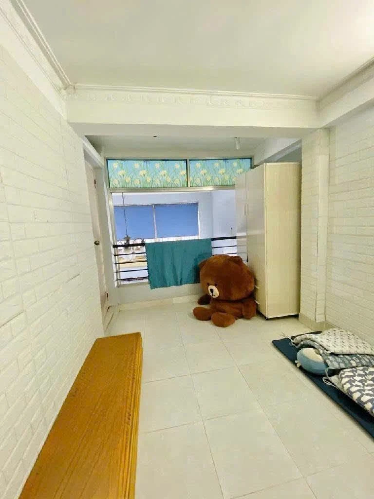 Bán nhà 3 tầng Nguyễn Bỉnh Khiêm, Quận 1, 33.6m², 8.8 tỷ - Ảnh thu nhỏ 2