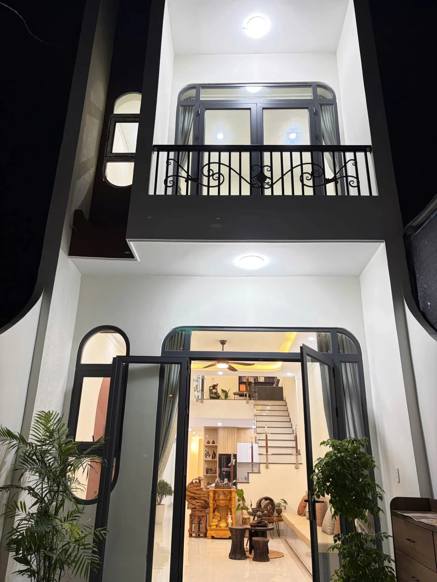 Bán nhà mê 3 phòng 100m² Buôn Ma Thuột giá 3.6 tỷ - Ảnh 1