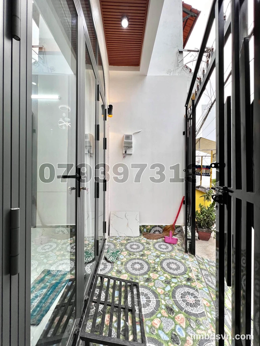 Bán nhà trệt lầu 70m2 2PN 2WC Nguyễn Văn Cừ Cần Thơ 1,99 tỷ - Ảnh thu nhỏ 2