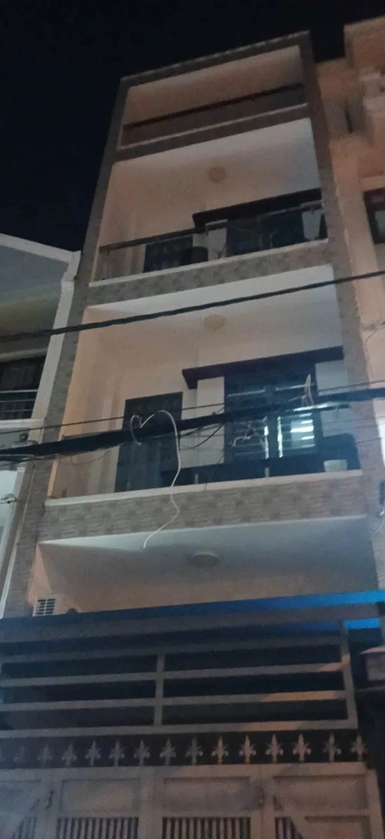 Cho thuê nhà mặt tiền 5PN 6WC, 100m², Q6, 30 triệu/tháng - Ảnh thu nhỏ 2