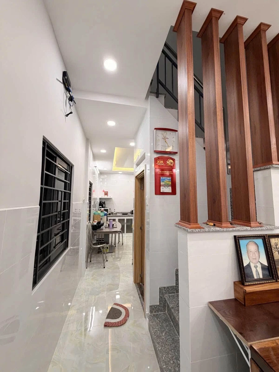 Bán nhà hẻm xe hơi 45m² đường 3 Tháng 2, Quận 10, giá 8,9 tỷ - Ảnh thu nhỏ 3