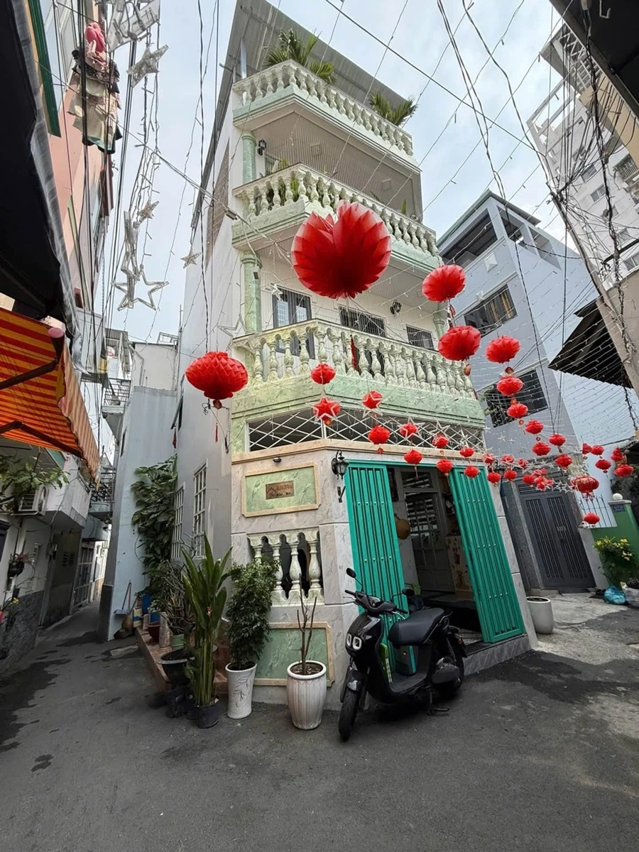 Bán nhà 3 tầng 74m² gần chợ Cây Quéo, Phú Nhuận - Ảnh 1