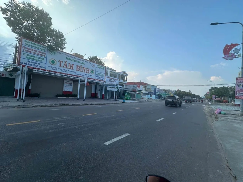 Bán nhà mặt tiền kinh doanh 120m² Phan Thiết 5.5 tỷ