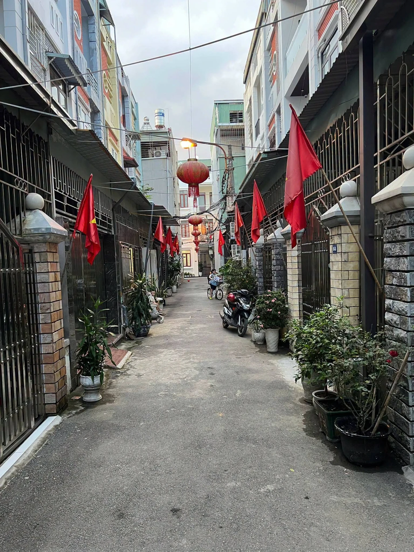 Bán nhà 4 tầng Kiều Sơn 73m² full nội thất - Ảnh 1