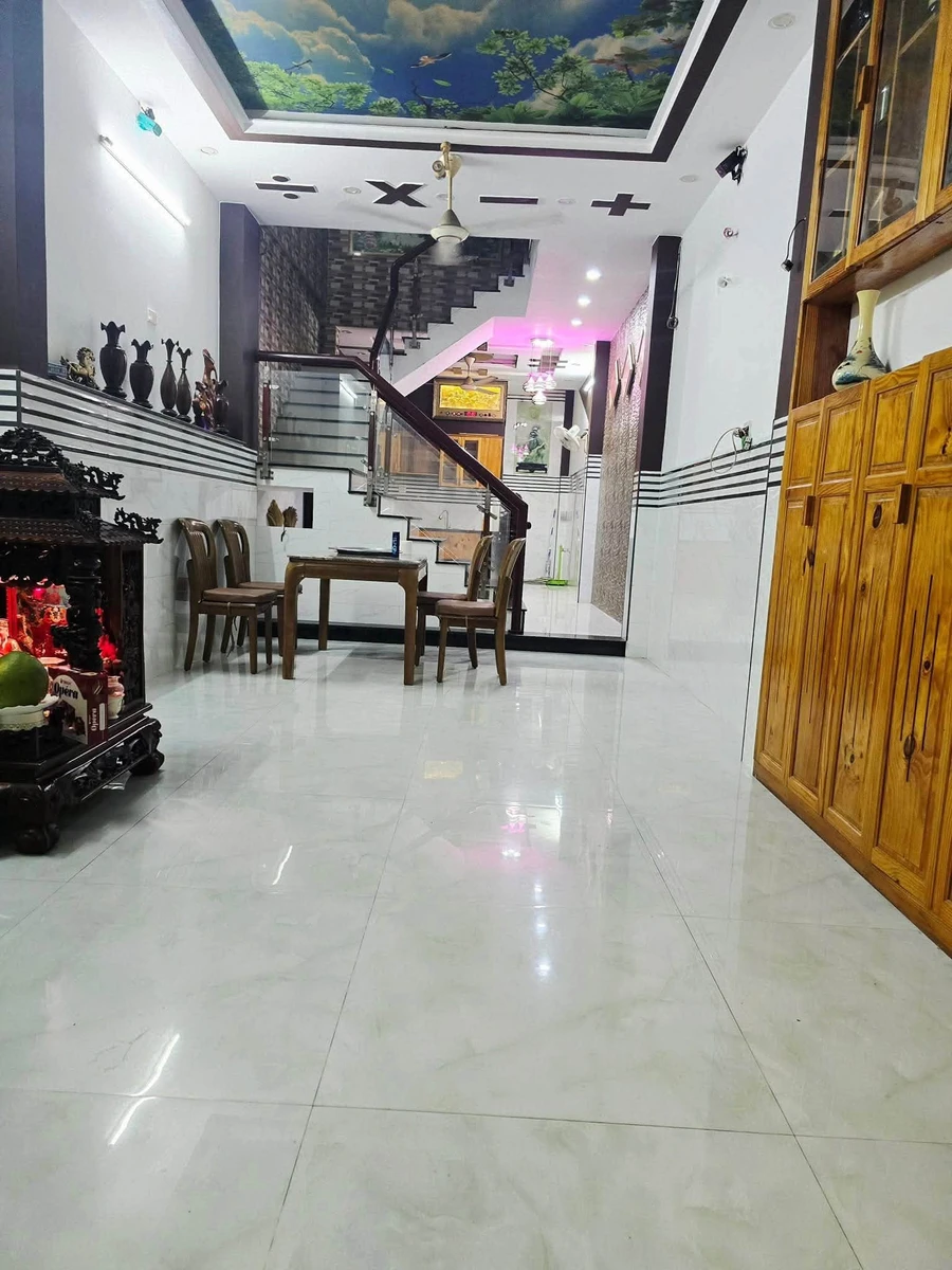 Bán nhà mặt tiền 3 tầng 52m2 tại Quy Nhơn - Ảnh 1