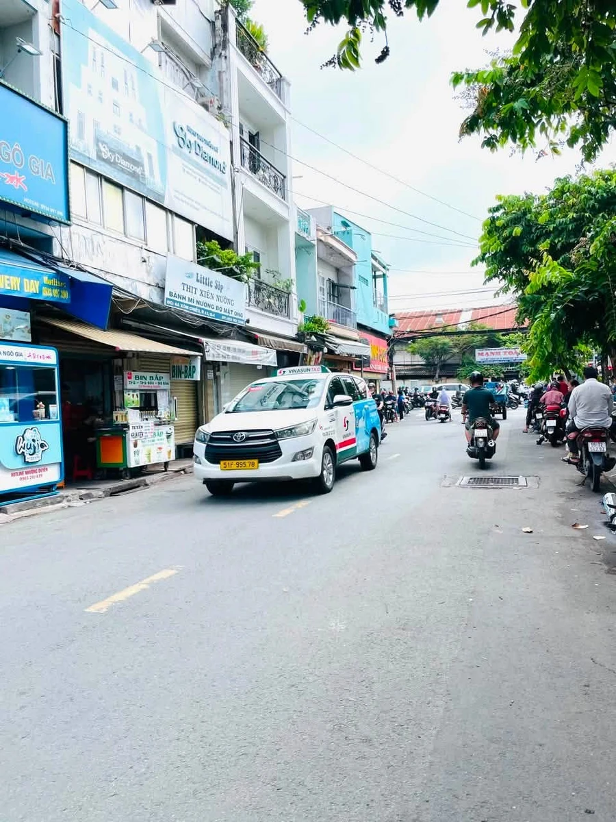 Bán nhà mặt tiền Xóm Chiếu 105m2 Quận 4 - Ảnh thu nhỏ 4