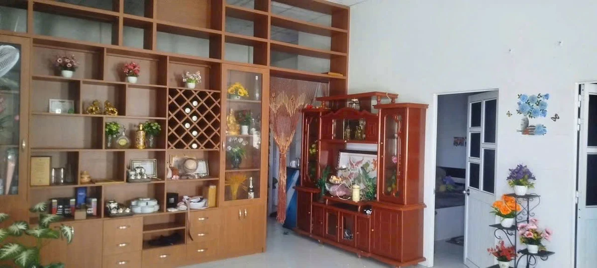 Bán nhà hẻm 145 Hoàng Anh, Phường Khánh Hậu, Tây Ninh, 95m2, giá 1 tỷ 199 triệu - Ảnh thu nhỏ 3