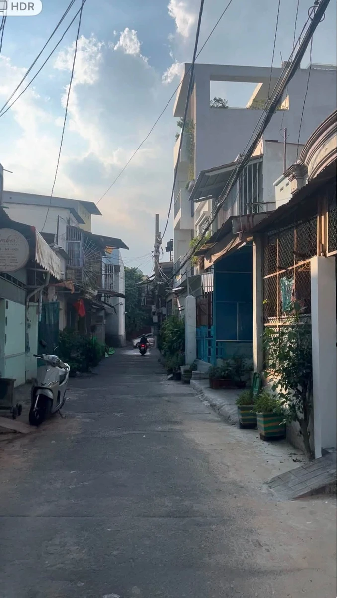 Bán nhà phố 52m² 3 tầng 3PN Tô Hiệu Tân Phú - Ảnh 1