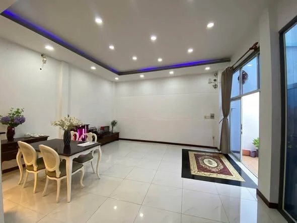 Bán nhà 140m2 mặt tiền 15m Quận 11, 8.5 tỷ - Ảnh thu nhỏ 2