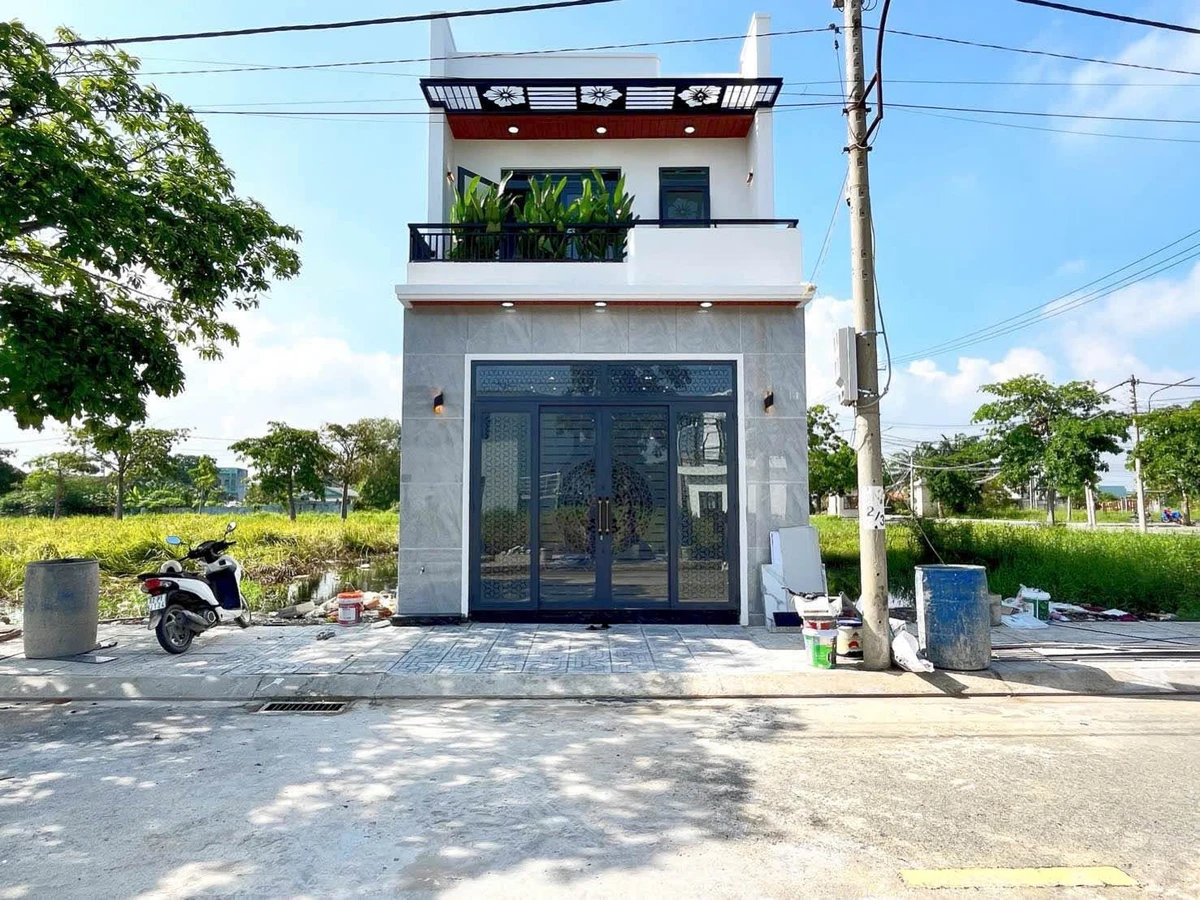 Bán nhà 3PN Đức Hòa Đông, Long An, 77.5m², 2,45 tỷ - Ảnh thu nhỏ 2
