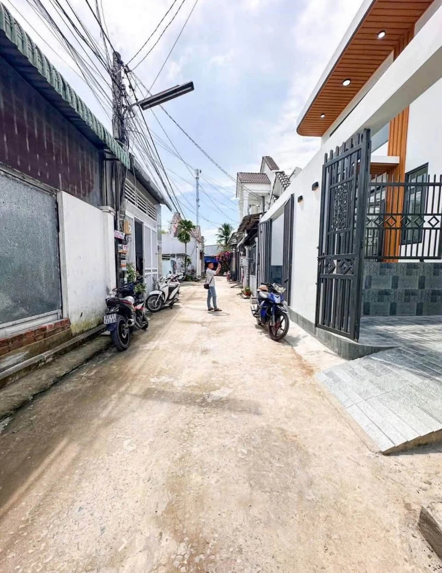 Bán nhà 3 phòng ngủ hẻm Hoàng Quốc Việt, Cần Thơ - Ảnh thu nhỏ 4