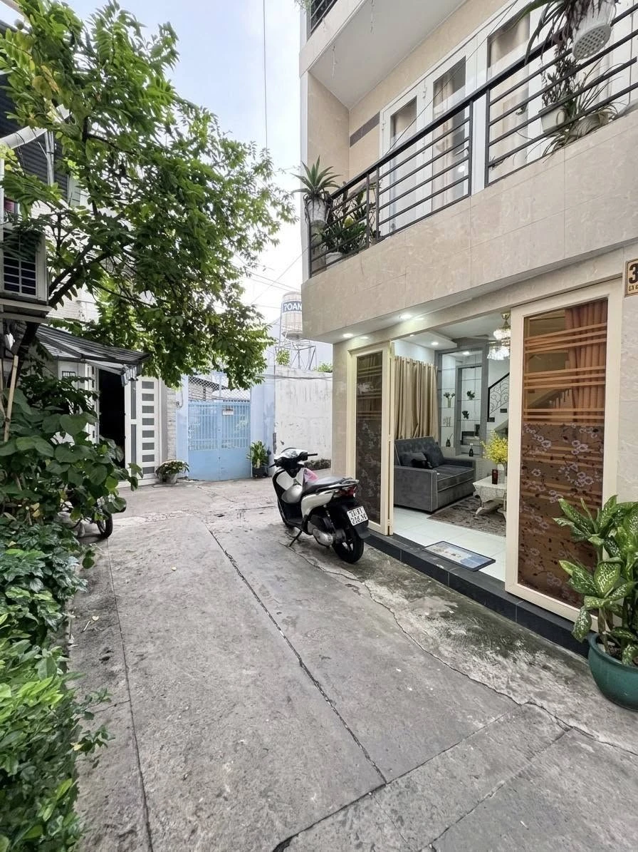 Bán nhà 3 tầng 25m² gần Highlands, Tân Bình - Ảnh thu nhỏ 2