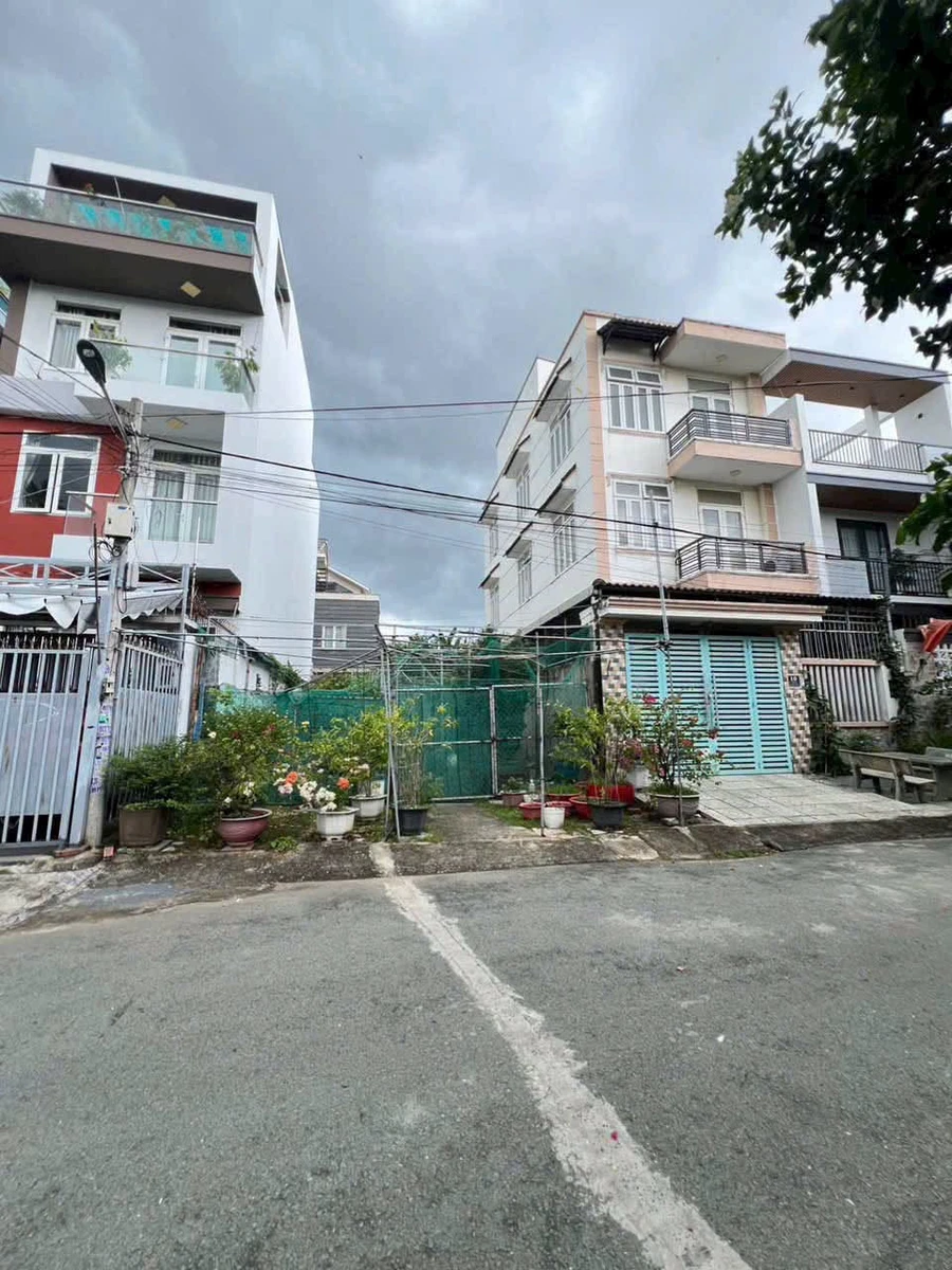 Bán đất khu văn phòng chính phủ 121m², P. Hiệp Bình - Ảnh 1