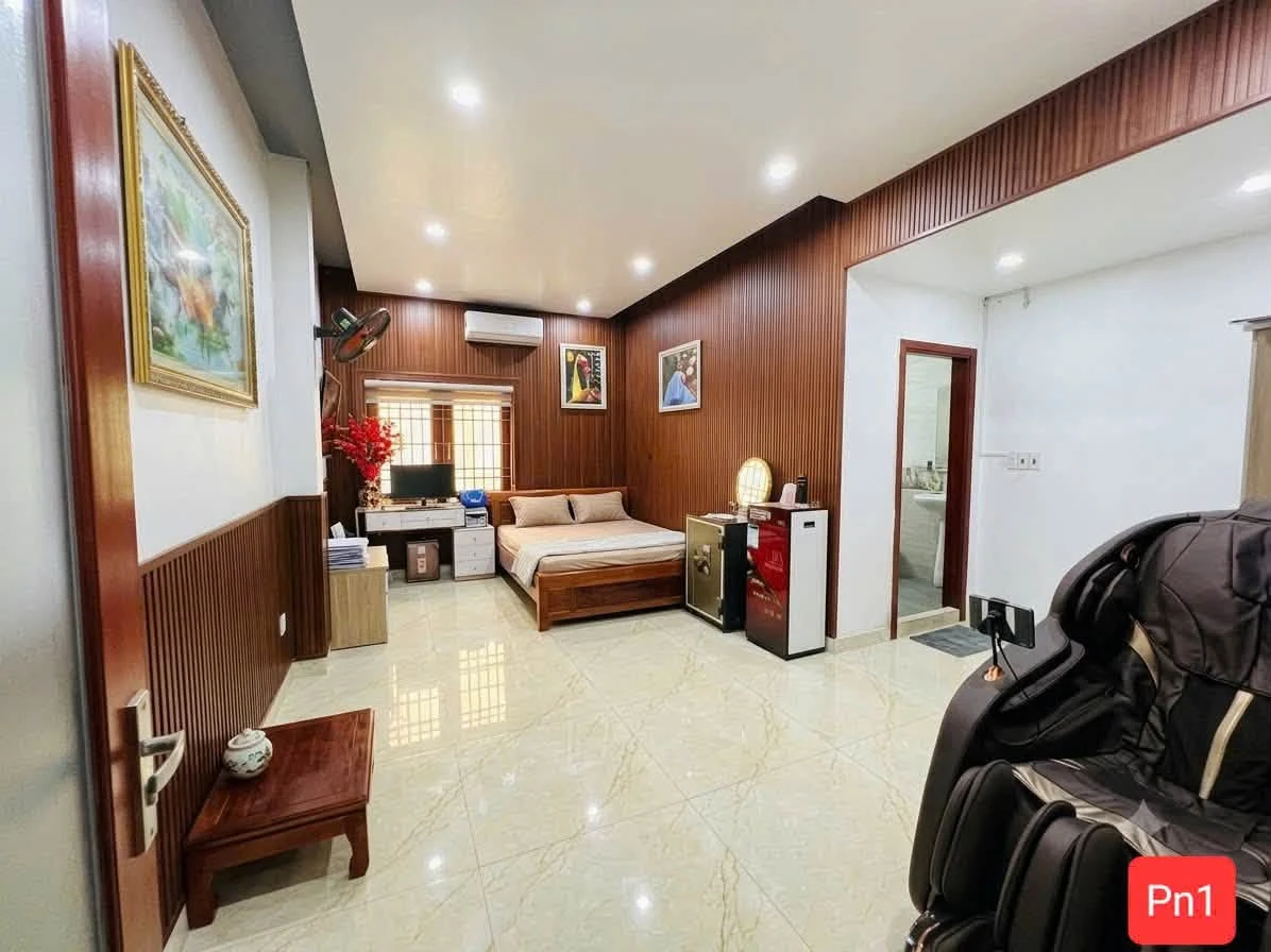 Bán nhà 3 tầng mặt tiền 80m² Hòa Minh, Đà Nẵng, 6 tỷ - Ảnh 1