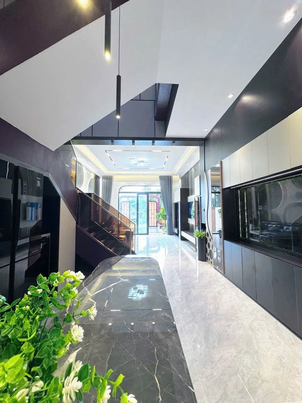 Bán nhà mê mới 5x43m, 3 phòng ngủ, hẻm 303 Y Wang, Buôn Ma Thuột - Ảnh 1