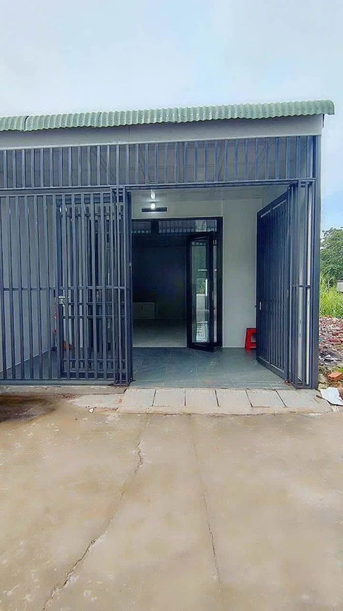 Bán nhà 2 phòng ngủ Trảng Dài, Bình Chánh, 85m2, 690 triệu - Ảnh thu nhỏ 2