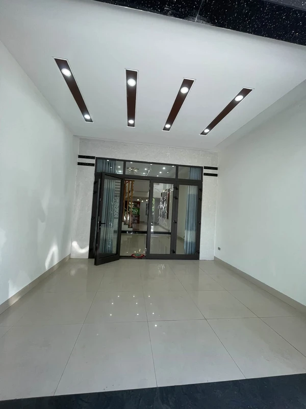 Bán nhà 3 tầng mặt tiền 81m² giá 6 tỷ Thanh Khê Đà Nẵng