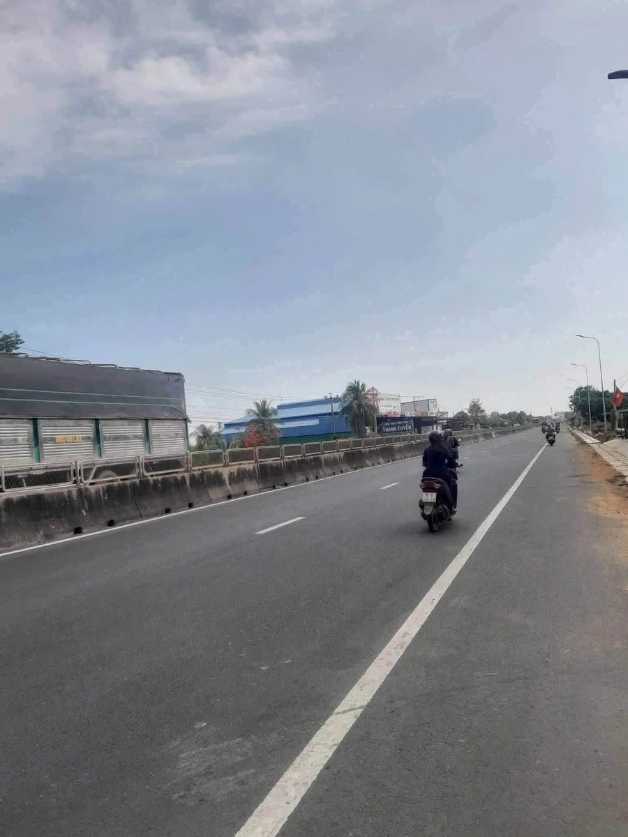 Bán đất mặt tiền Quốc lộ 1A Bình Thuận 6.000m² - Ảnh thu nhỏ 2