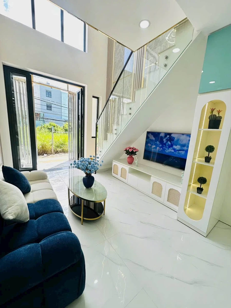 Bán nhà hẻm 1627 Huỳnh Tấn Phát Quận 7, 3PN 2WC 44.8m2, 2.45 tỷ - Ảnh 1