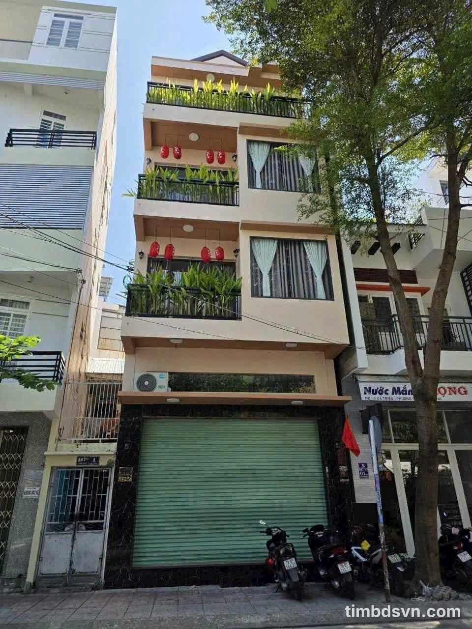 Nhà 4 tầng 3PN mặt tiền Bà Triệu Nha Trang 41.8m2, 12 tỷ - Ảnh 1