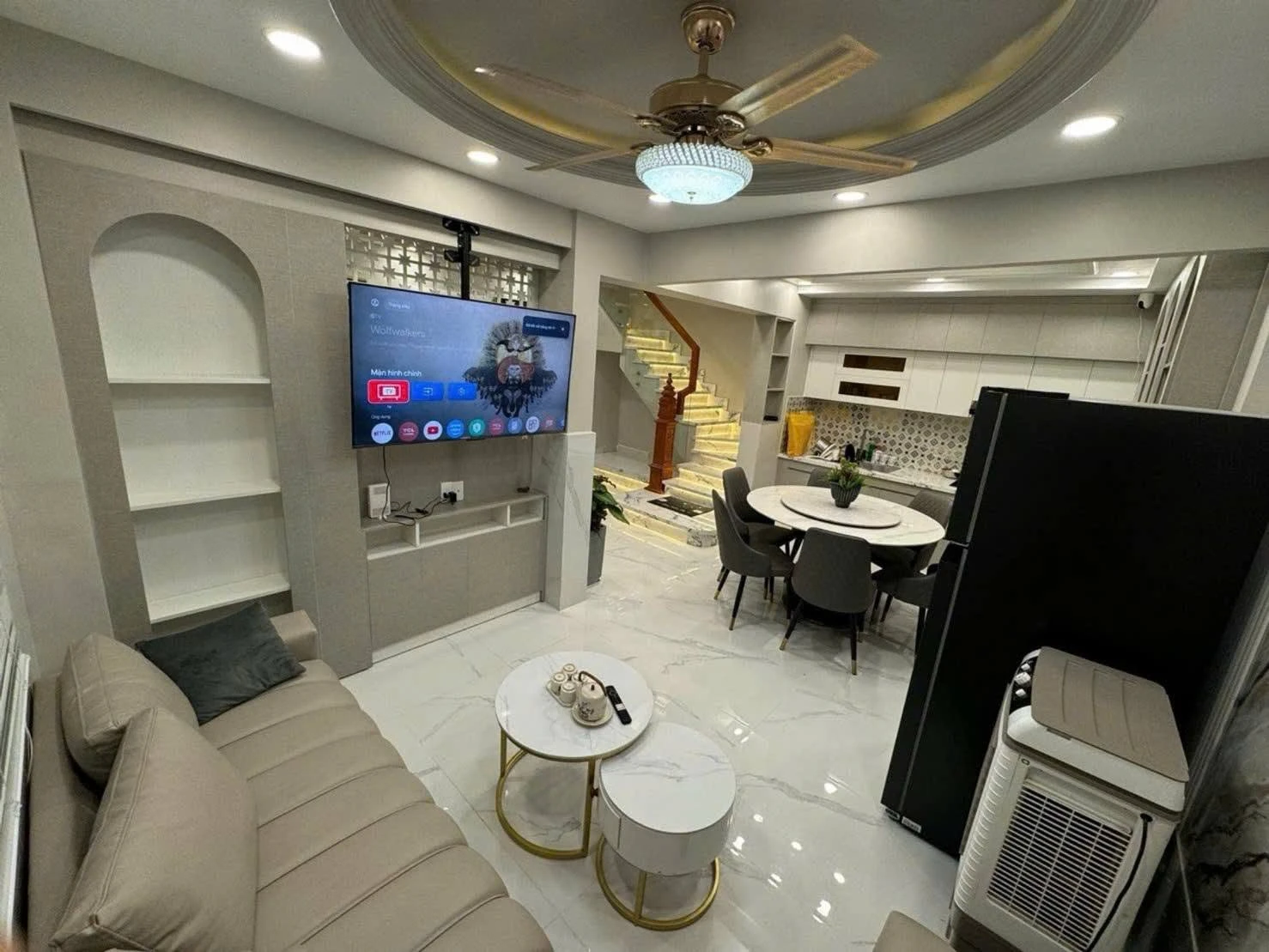 Bán nhà ngang 9m, 4 phòng ngủ, 108m², Quận 7, 6 tỷ - Ảnh 1