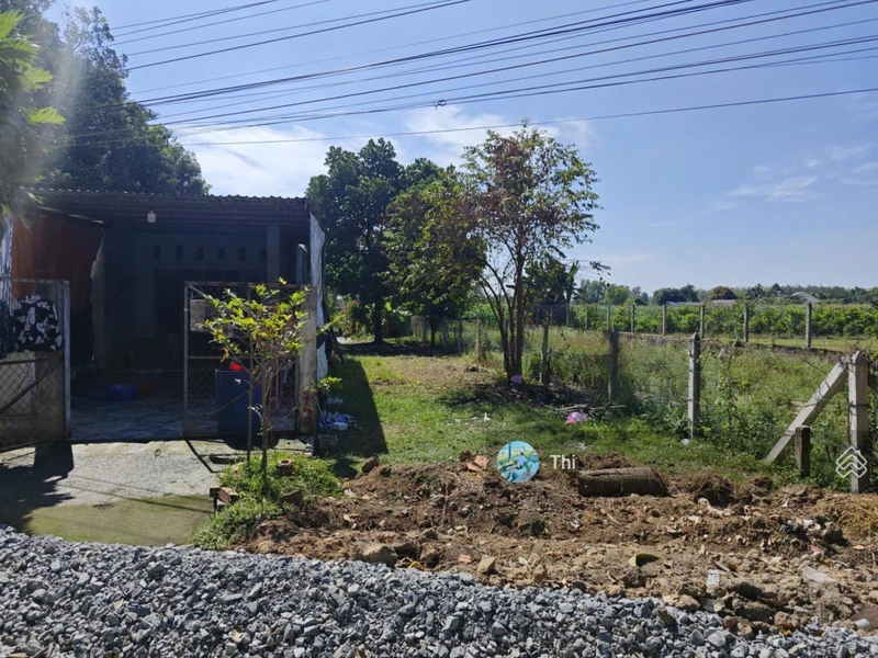 Nhà 200m2 sổ riêng chính chủ giá 800 triệu Đường An Phú, An Tịnh, Trảng Bàng, sau KCX Linh Trung 3