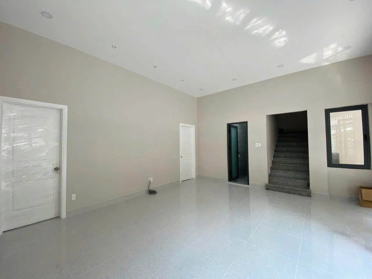 Bán nhà 2 tầng 75m2 hẻm xe hơi gần Võ Văn Ngân, Linh Chiểu, Thủ Đức - Ảnh thu nhỏ 4
