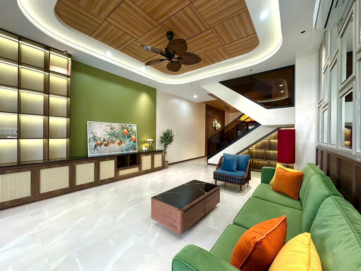Bán nhà mặt tiền Tú Xương 120m2, 4PN 4WC Bình Chánh - Ảnh thu nhỏ 3