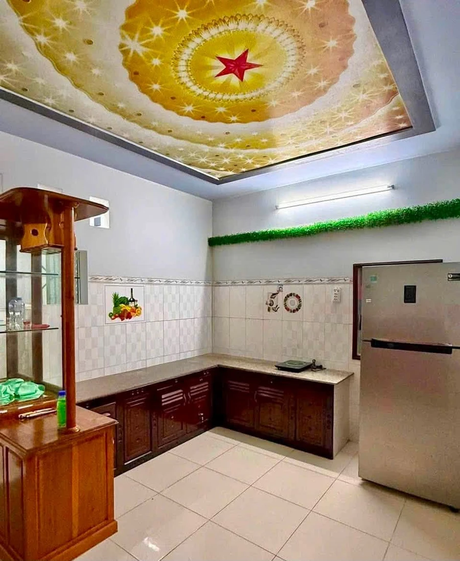 Cho thuê nhà mặt tiền Quy Nhơn 60m2, 2PN, 6 triệu/tháng - Ảnh thu nhỏ 3