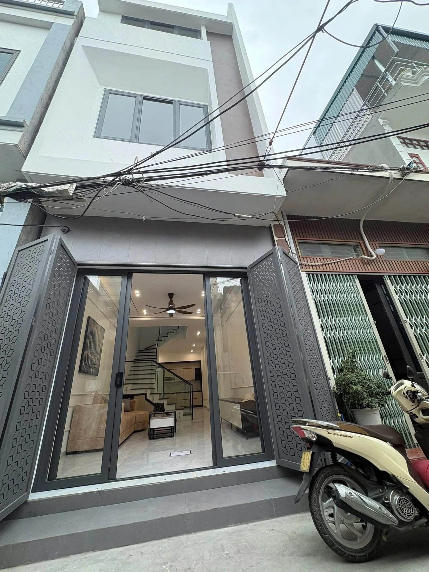 Bán nhà 3 tầng 50m2 mặt tiền 4m Hải Dương giá 2.6 tỷ - Ảnh 1