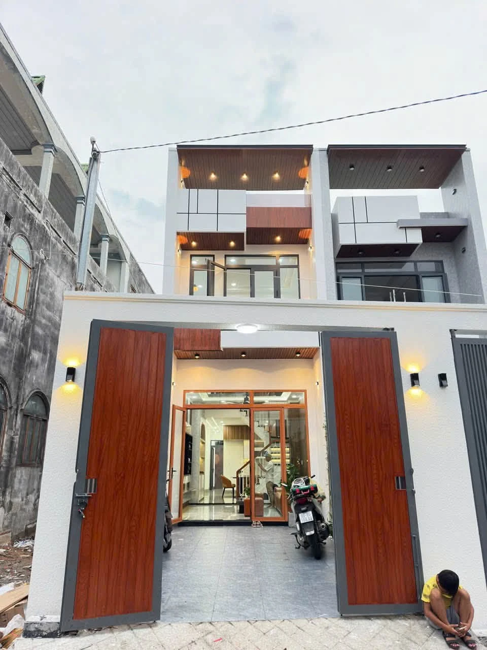 Bán nhà phố liền kề 4x25m, 3 phòng ngủ, gần chợ Phúc Lâm, Long Bình, Đồng Nai - Ảnh 1