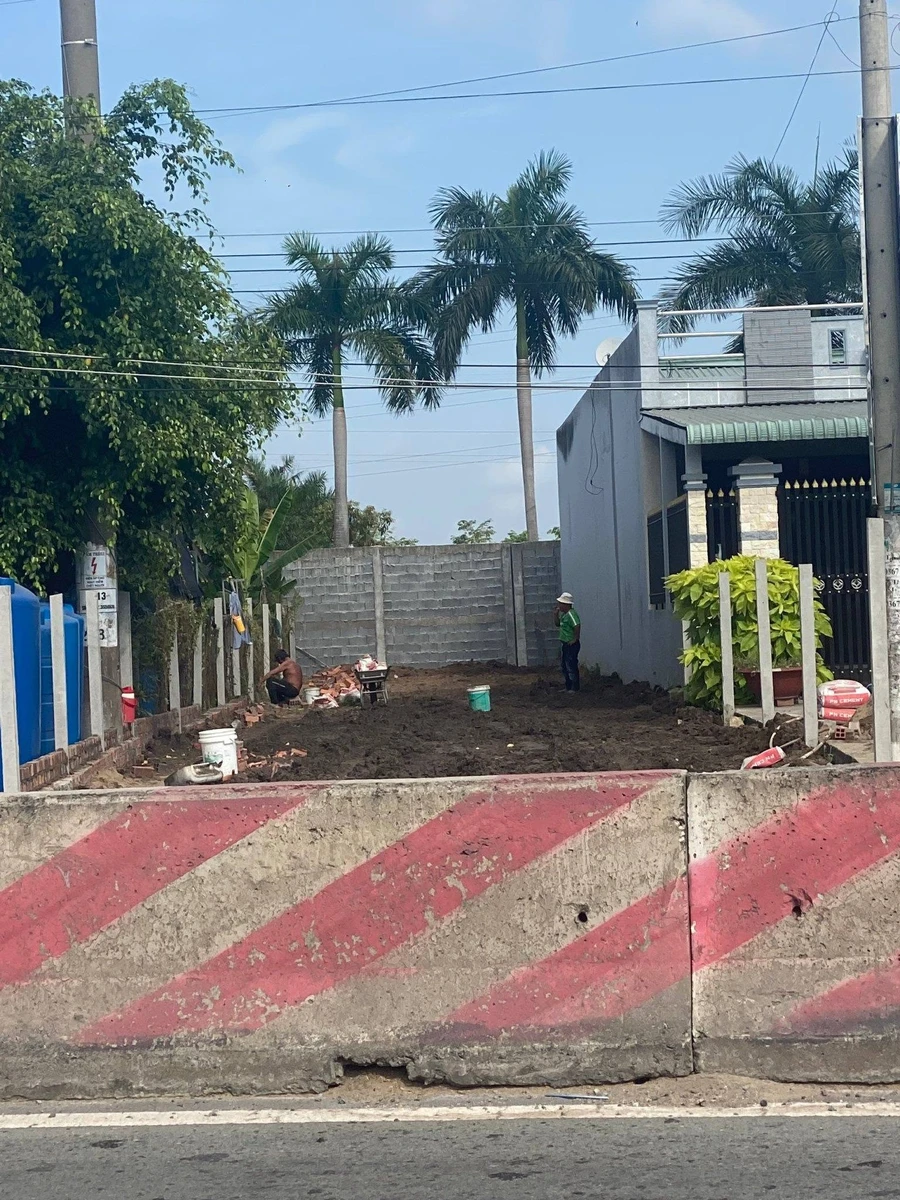 Bán đất mặt tiền Quốc lộ 1A diện tích 285,6m2 giá 4 tỷ tại Nhị Thành, Thủ Thừa, Long An - Ảnh 1