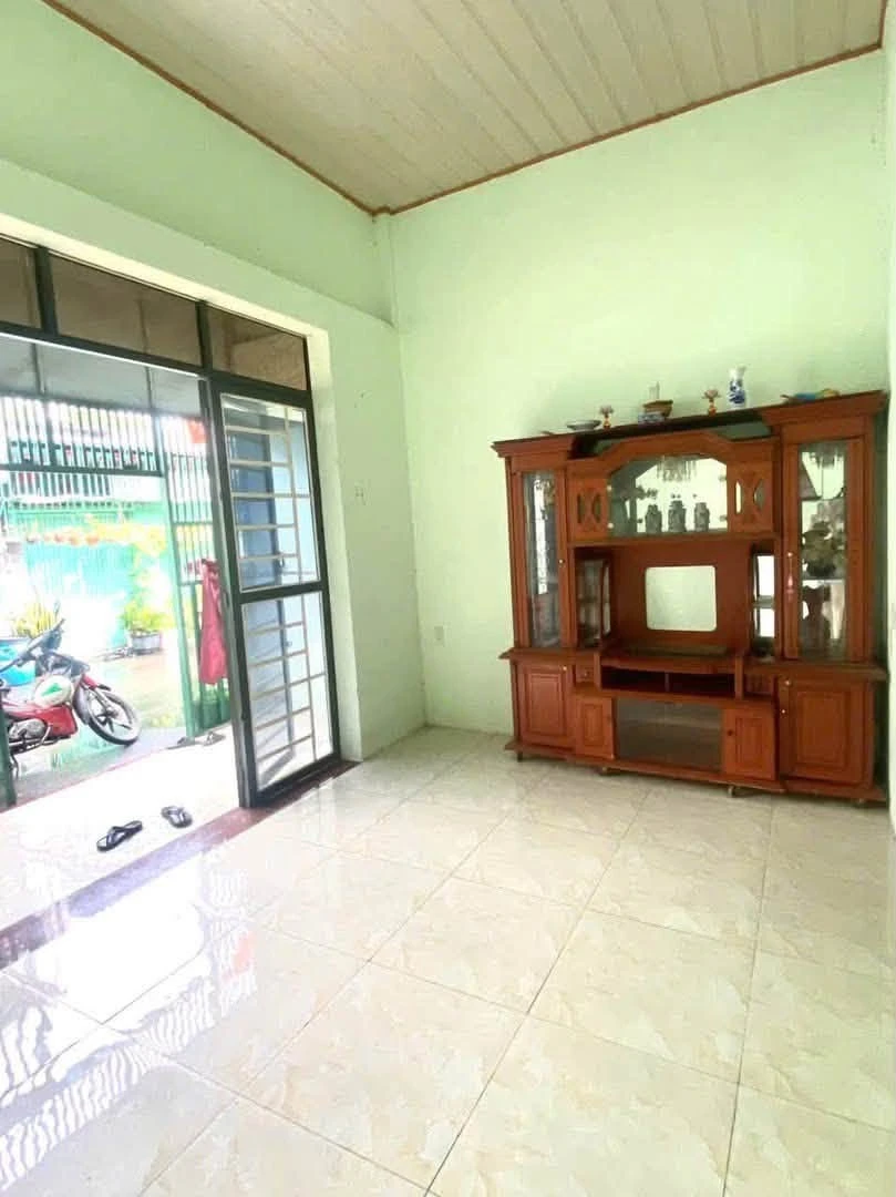 Cho thuê nhà 70m² 2 PN đường Nguyễn Thị Khắp, Dĩ An - Ảnh 1