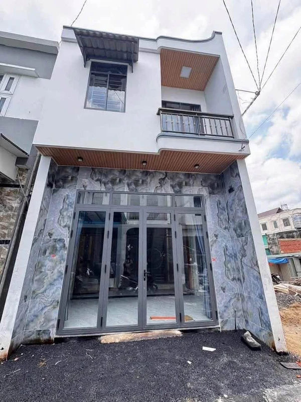 Bán nhà 3PN mới xây 90m2 gần BV Đồng Nai, 2 tỷ 150 triệu