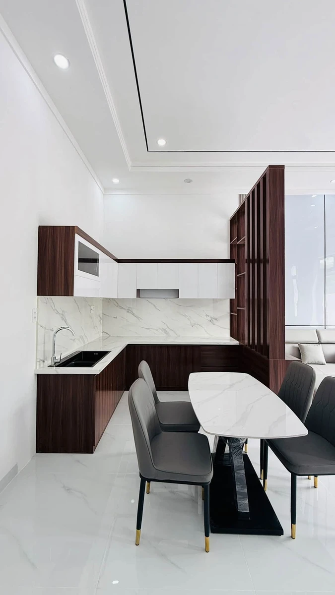 Bán nhà mới 3 phòng ngủ gần chợ Bình Lộc 125m2, 1 tỷ 680 - Ảnh thu nhỏ 2