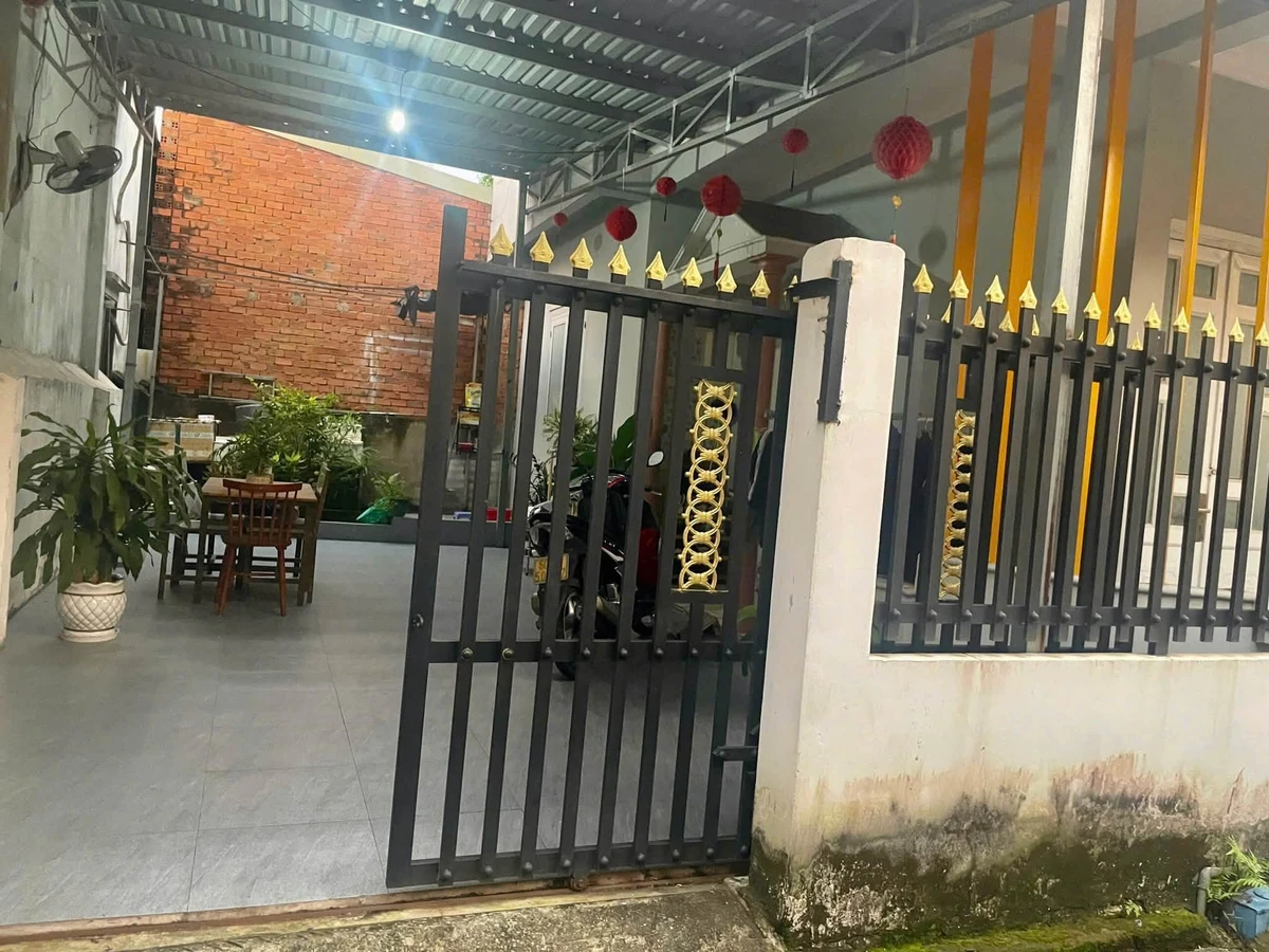 Bán nhà 2 tầng 2 phòng ngủ 90m2 Tương Bình Hiệp - Ảnh thu nhỏ 3
