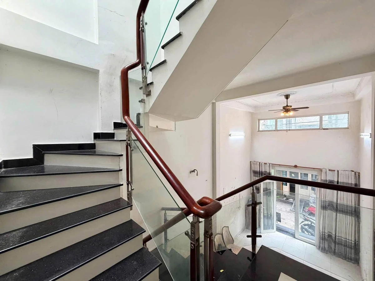 Bán nhà Phú Nhuận 50m² 4 phòng ngủ gần mặt tiền - Ảnh thu nhỏ 5