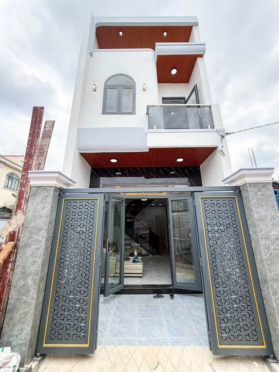 Bán nhà 1 trệt 1 lầu 61m² Bửu Hòa 3.2 tỷ - Ảnh 1