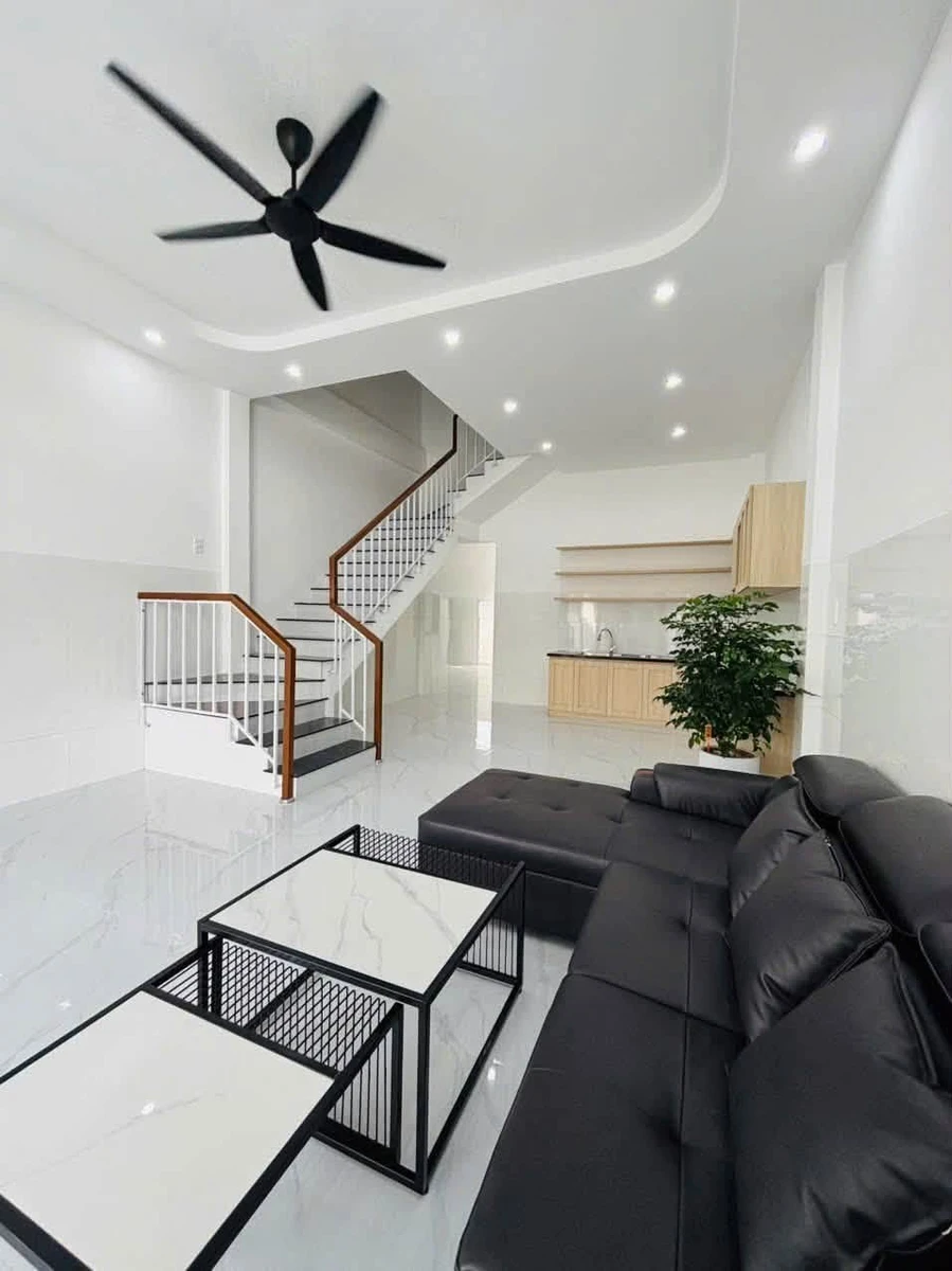 Bán nhà hẻm 3PN 2WC 105m² Nguyễn Công Phương Quảng Ngãi 2,35 tỷ - Ảnh thu nhỏ 3