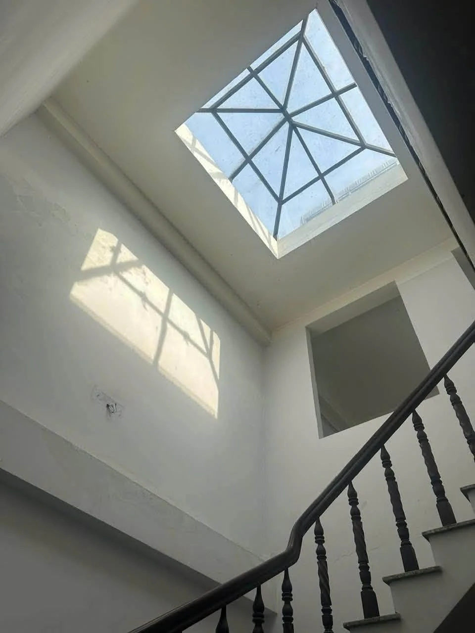 Bán nhà 4 tầng sân thượng Bạch Đằng Bình Thạnh 93.5m2 14.1 tỷ - Ảnh 1
