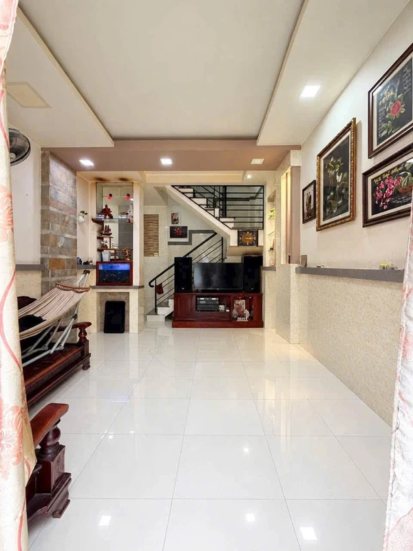 Bán nhà hẻm 1 trệt 1 lầu 30,1m2 đường Thạch Lam, Tân Phú, giá 3,55 tỷ