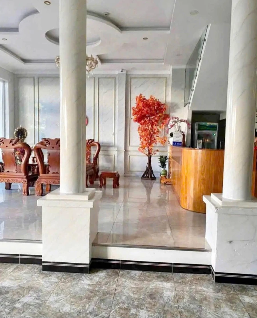 Bán khách sạn mặt tiền Lê Đại Hành, Phan Thiết, 300m2 đất, 21 phòng, giá 24 tỷ - Ảnh thu nhỏ 2