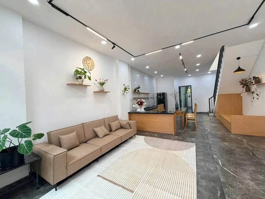 Bán nhà phố 3 PN full nội thất 105m2, Bình Tân - Ảnh thu nhỏ 4