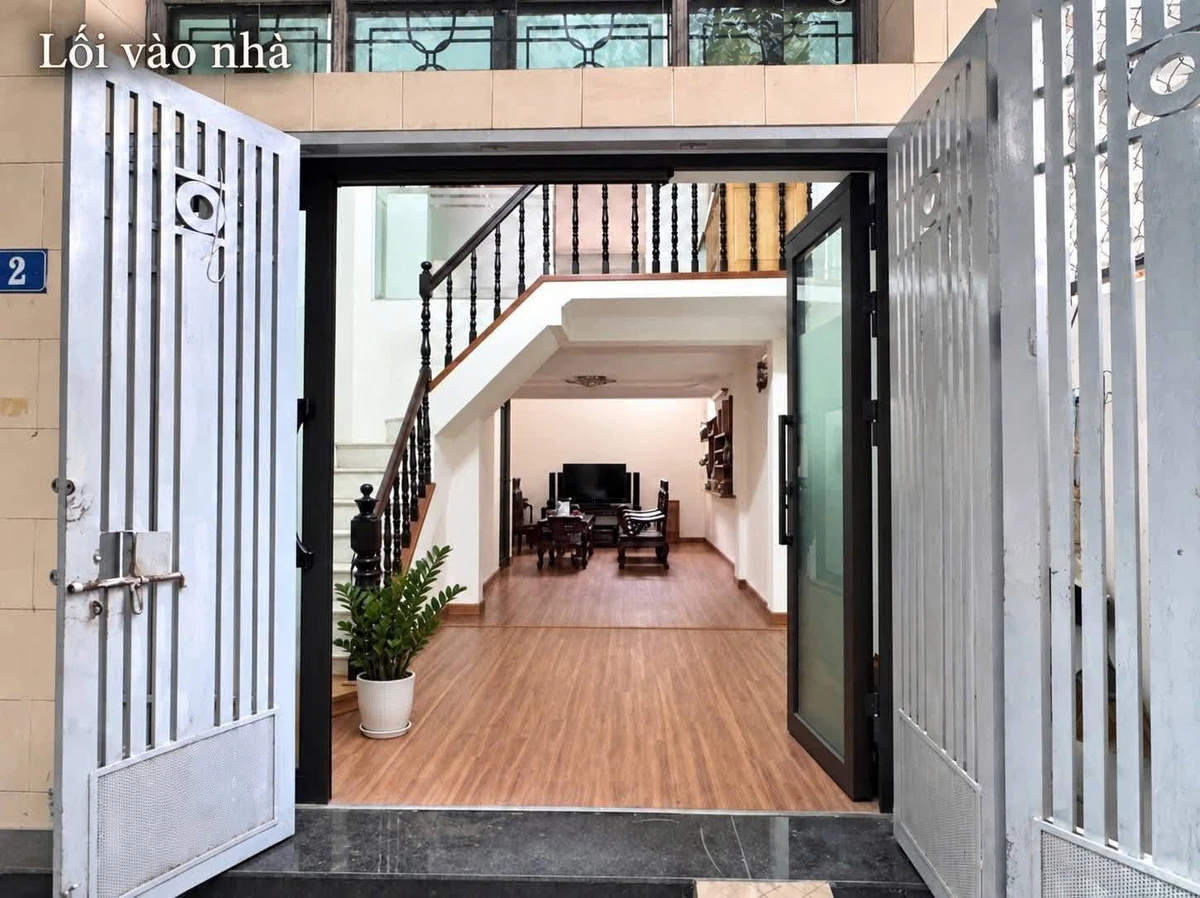 Bán nhà 4 tầng 46m2 Vương Thừa Vũ Thanh Xuân 9.8 tỷ - Ảnh 1
