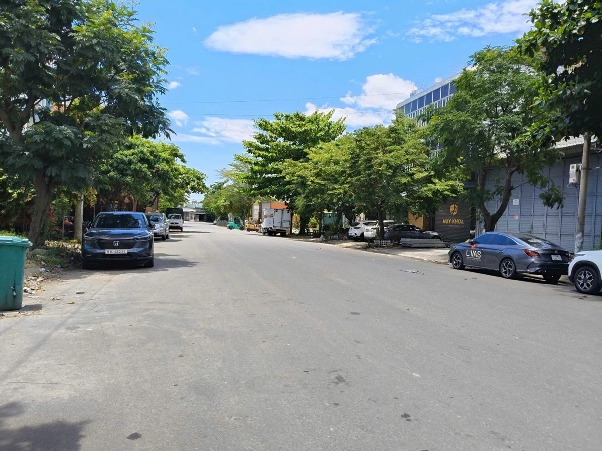 Bán khách sạn 6 tầng 150m² sát biển Đà Nẵng, 18 tỷ - Ảnh thu nhỏ 2