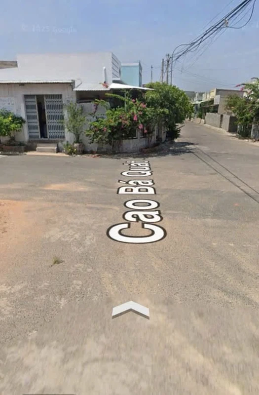 Bán nhà cấp 3 mặt đường Cao Bá Quát 131,8m2, Lâm Đồng
